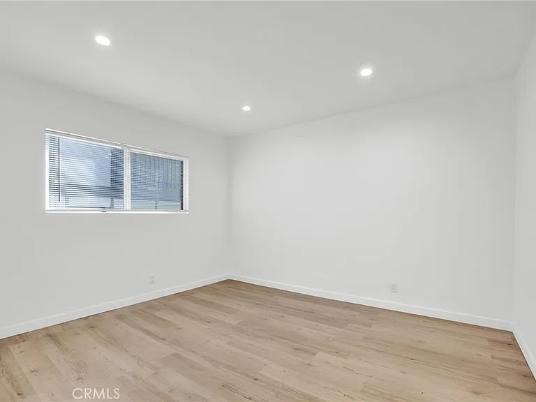 13018 Valleyheart Dr #4 — Photo 10