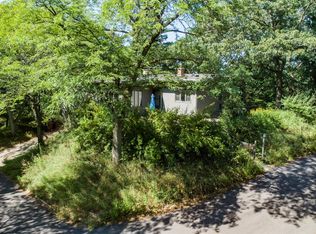14 Summitt Dr, Dune Acres, IN 46304