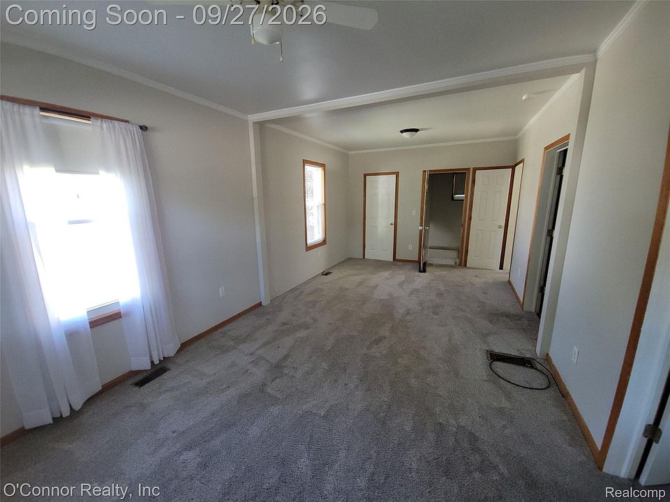 1449 Goffe St, photo 7