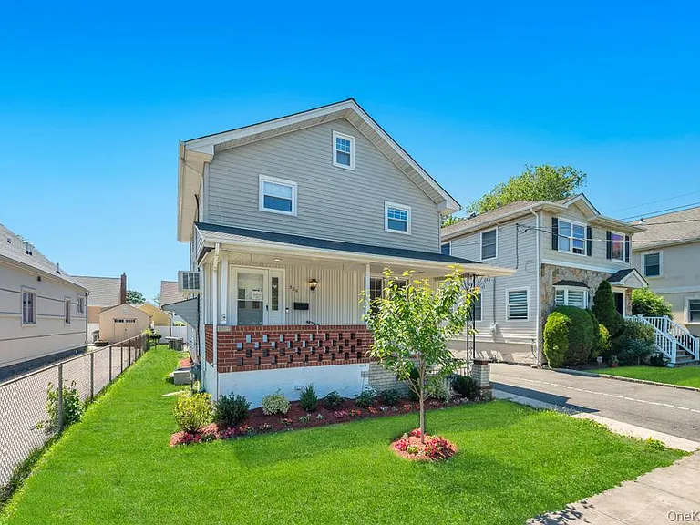 389 Hamilton Ave — Photo 3