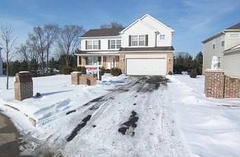 1st image of 125 Whispering Oaks Dr