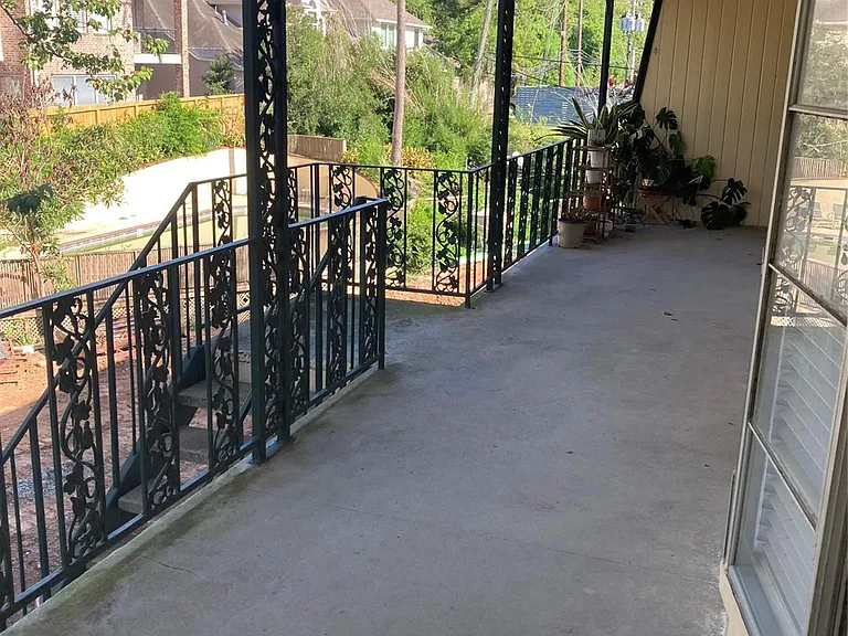 800 Post Oak Blvd #50 — Photo 1