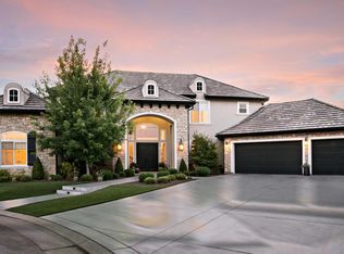 2408 E Strathmore Pl, Fresno, CA