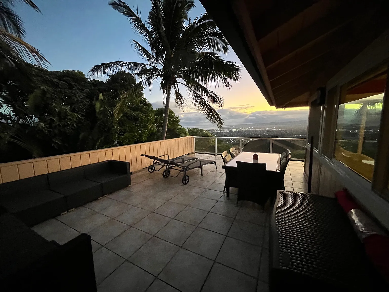 3 bed, 2000 sqft, $4,000 — Photo 2