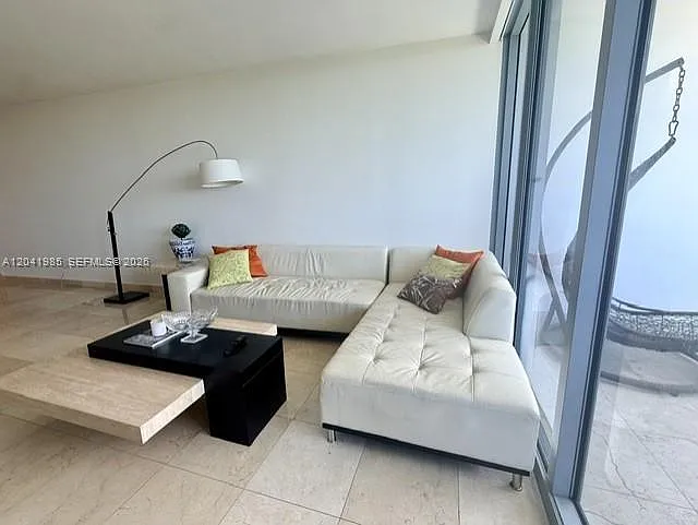 601 NE 36th St #803 — Photo 11