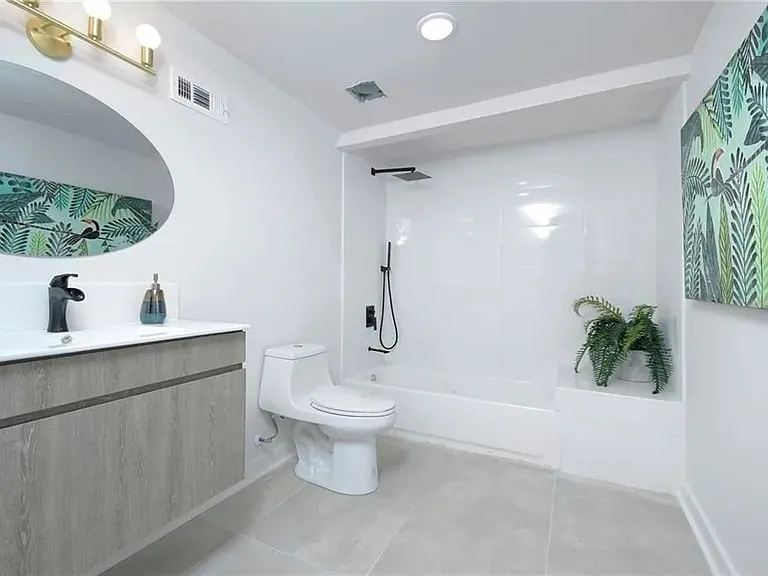 220 Napoleon Dr SW — Photo 25