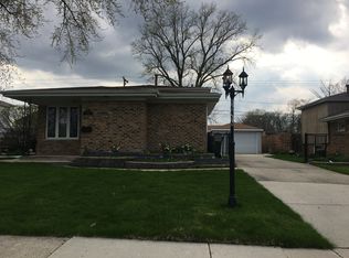16416 George Dr, Oak Forest, IL