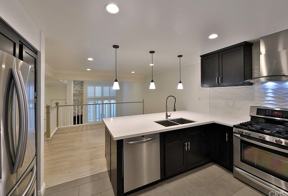 1st image of 6216 Shoup Ave #33