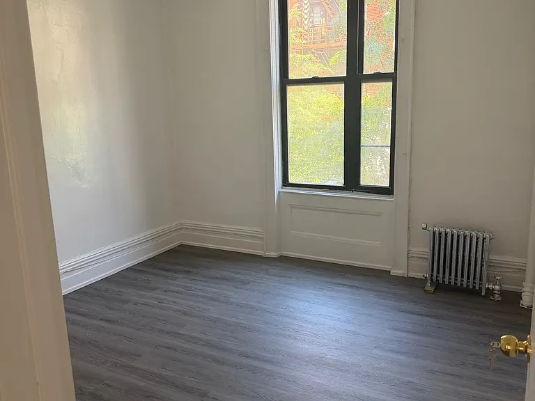 612 W 184th St #23 — Photo 8