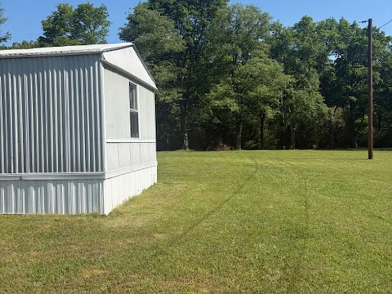 139 E Military Rd — Photo 27