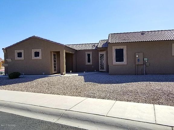 3rd image of 8645 N Continental Links Dr