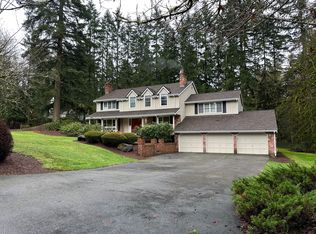 14201 NE 40th Pl, Bellevue, WA 98007