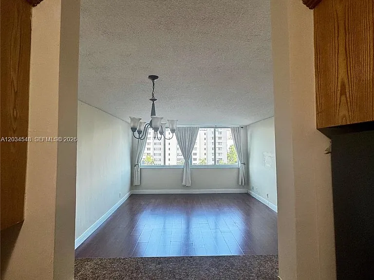 9125 SW 77th Ave #501 — Photo 8