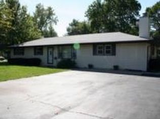 594 N Division St, Braidwood, IL 60408