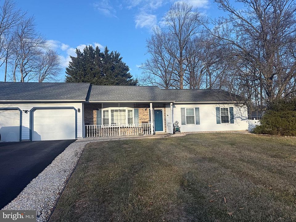 1st image of 415 Wooddale Ave