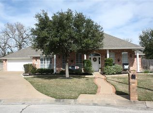 807 Coral Rdg, College Station, TX 77845