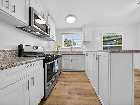 4th image of 11320 Tiara St #9603