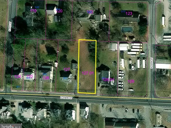 909 E State St, Delmar, DE 19940