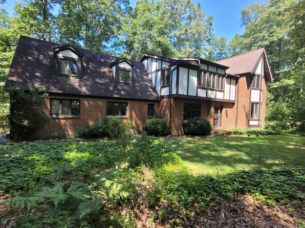 1 Stewart Rd, Oil City, PA 16301