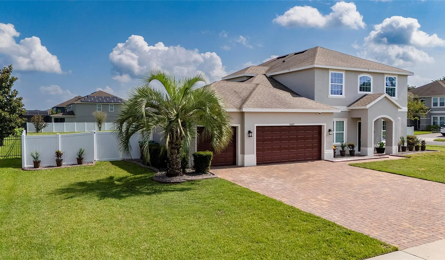 5 bed, 3.5 bath, 3300 sqft, $5,000 — Photo 3