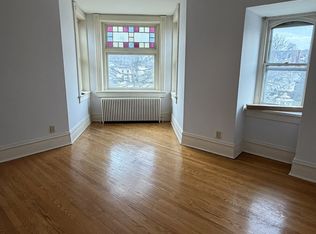 704 Penn St APT 3, Hollidaysburg, PA 16648