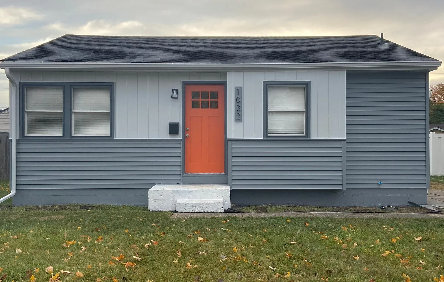 1032 Sussex Dr photo 1