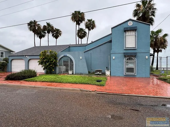 1012 N Shore Dr, Port Isabel, TX 78578