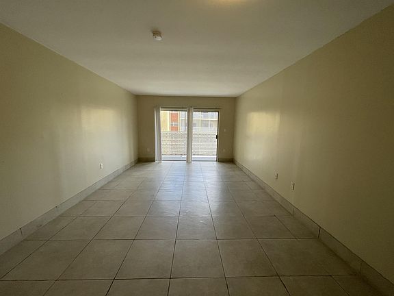 3rd image of 3700 NW 21st St #304-1