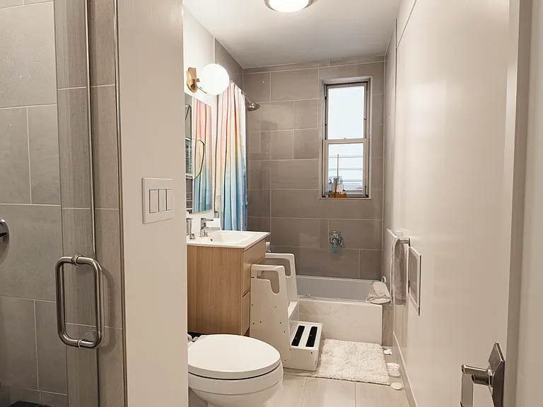 98 Riverside Dr #3H — Photo 7