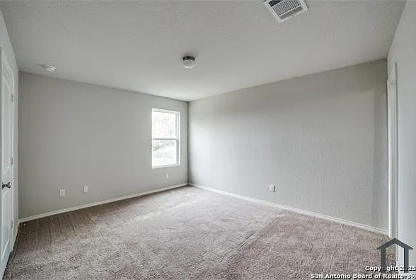 10226 Robbins Blf — Photo 17