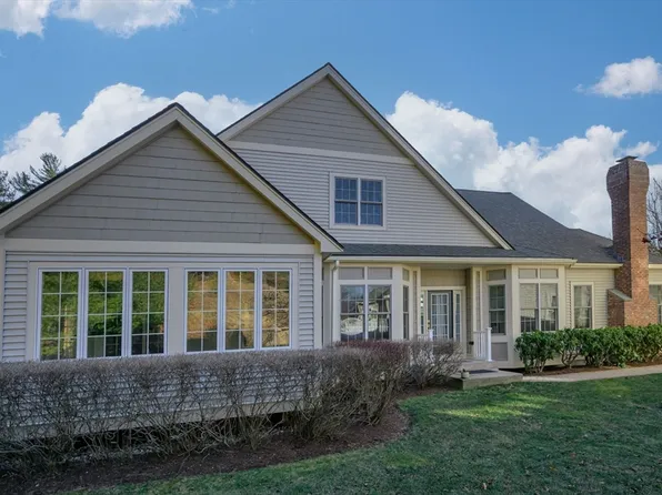 59 Charles Ct #59, Southborough, MA 01772