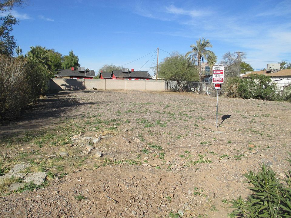 1st image of 1636 E OAK Street #24