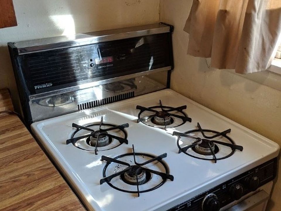 1st image of 1225 E Davenport St APT 2
