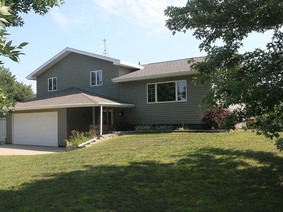 Front yard - mature trees.