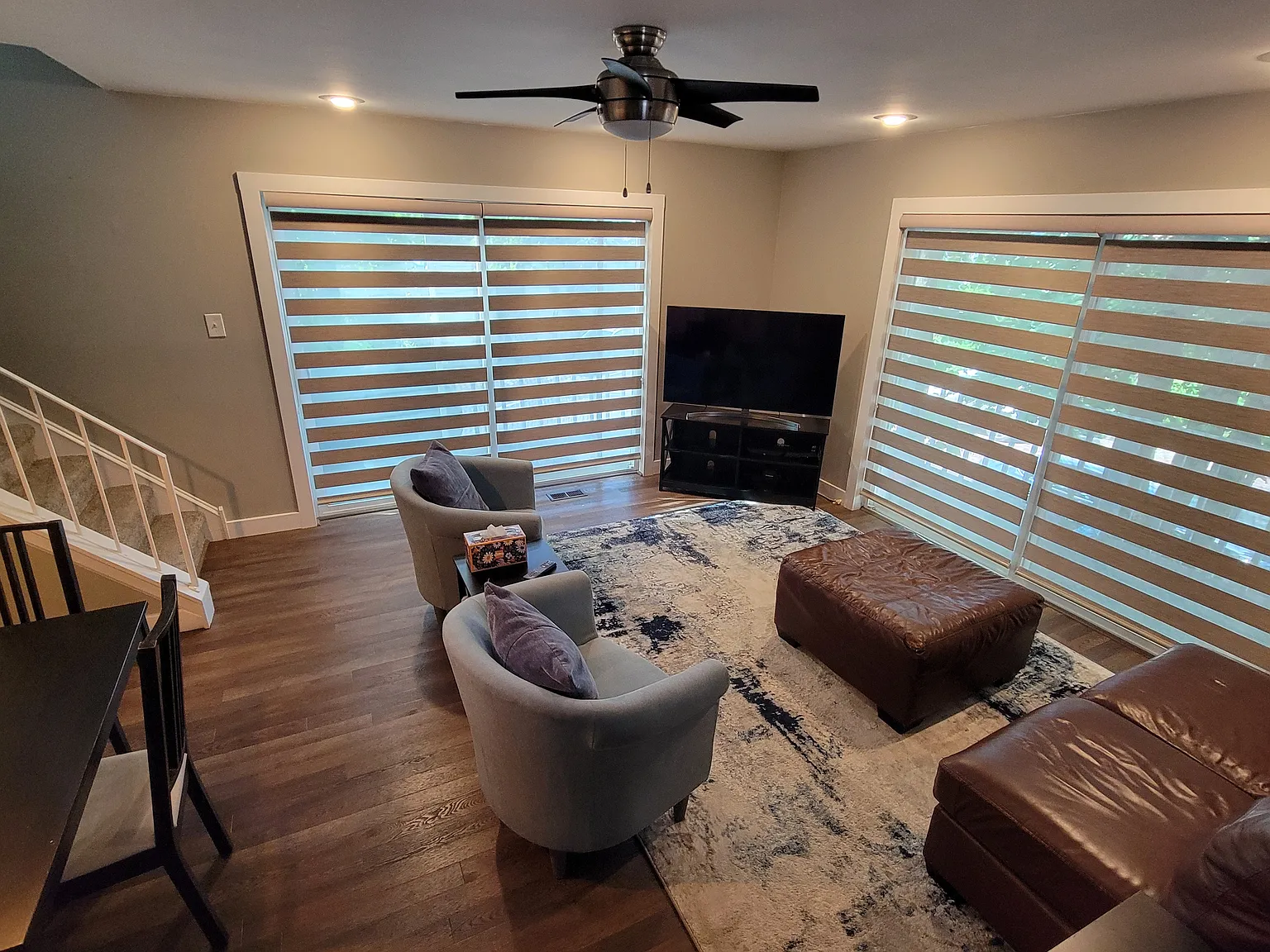 2 bed, 1.5 bath, 940 sqft, $2,250 — Photo 2