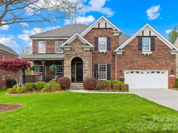 8416 Fairgreen Ave, Waxhaw, NC 28173