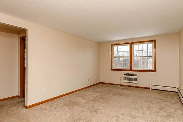 90 Ridgewood Ln #10 — Photo 3