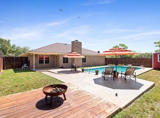 1 Cherokee Trl, Ransom Canyon, TX 79366