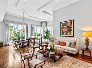 900 Brickell Key Blvd APT 301, Miami, FL 33131