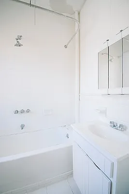 Rented by Skyward | media 24