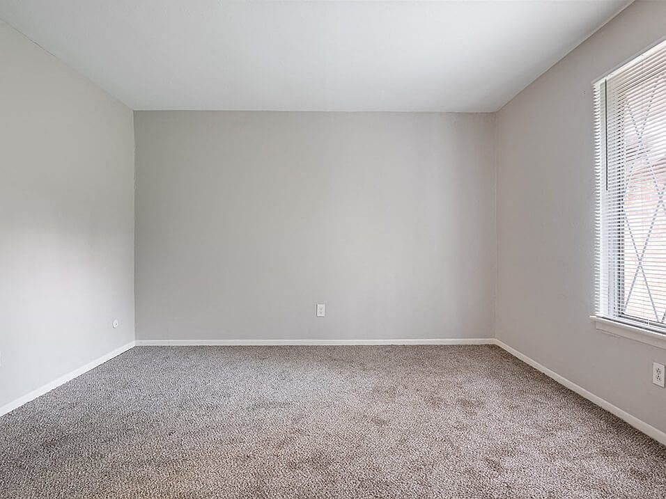 Cozy, Plush Carpeting