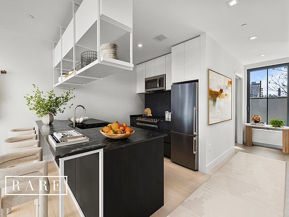 5th image of 625 Driggs Ave APT 5F