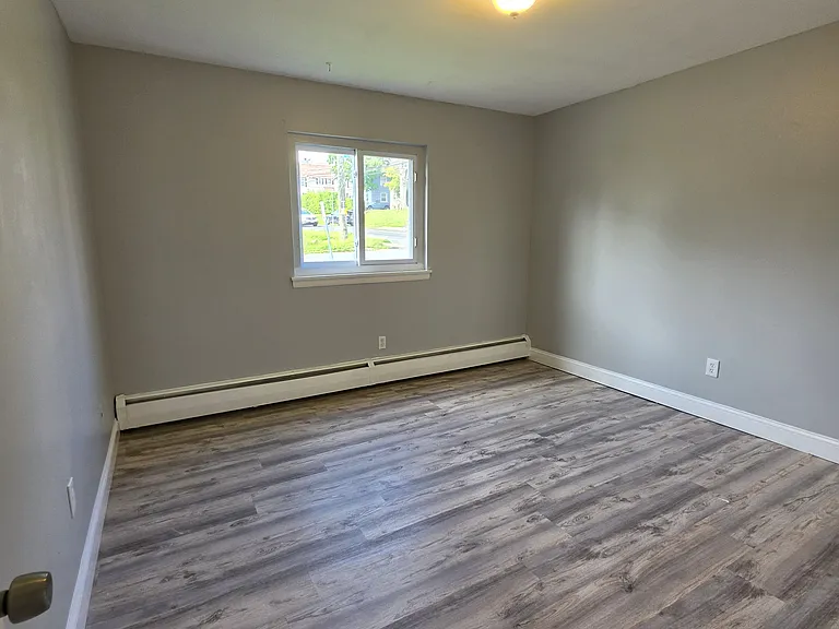 80 Farmington Ave #A8 — Photo 5