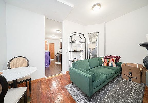 5th image of 1741 1st Ave #7