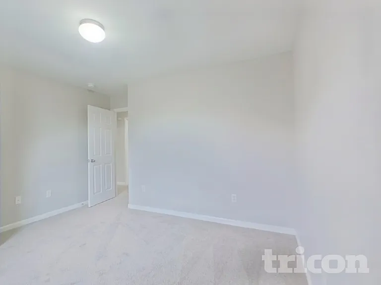 519 Barn Swallow Dr — Photo 11