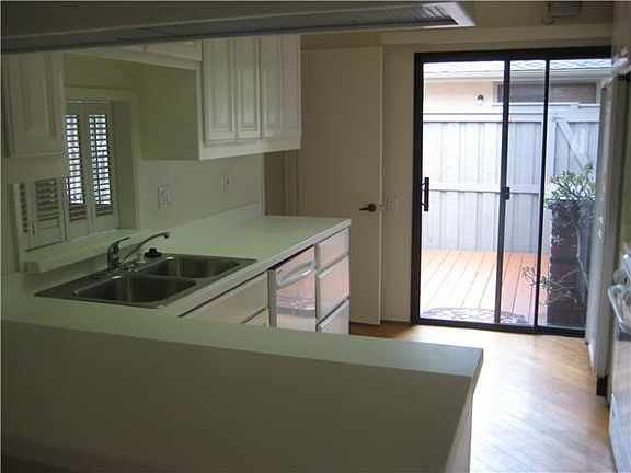 5th image of 3255 Caminito Ameca