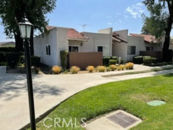 17572 Vandenberg Ln APT 1, Tustin, CA 92780