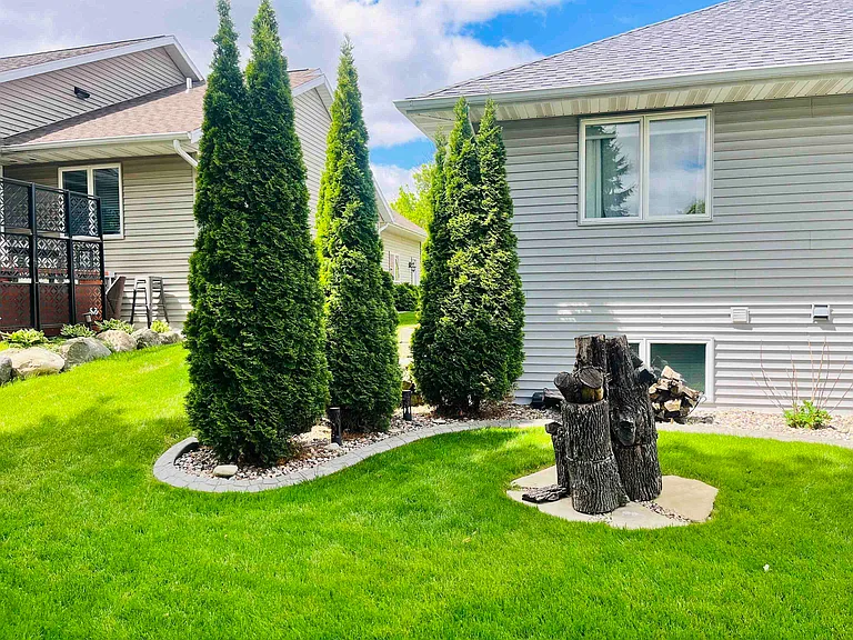1018 Ganser Dr — Photo 20