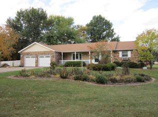 113 Rustic Lake Dr, Colona, IL 61241