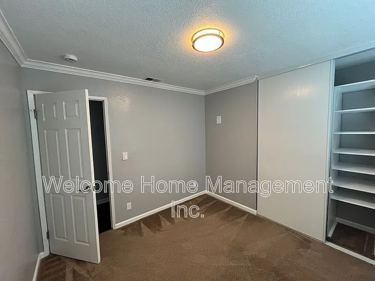 30726 Wainwright Ct — Photo 23
